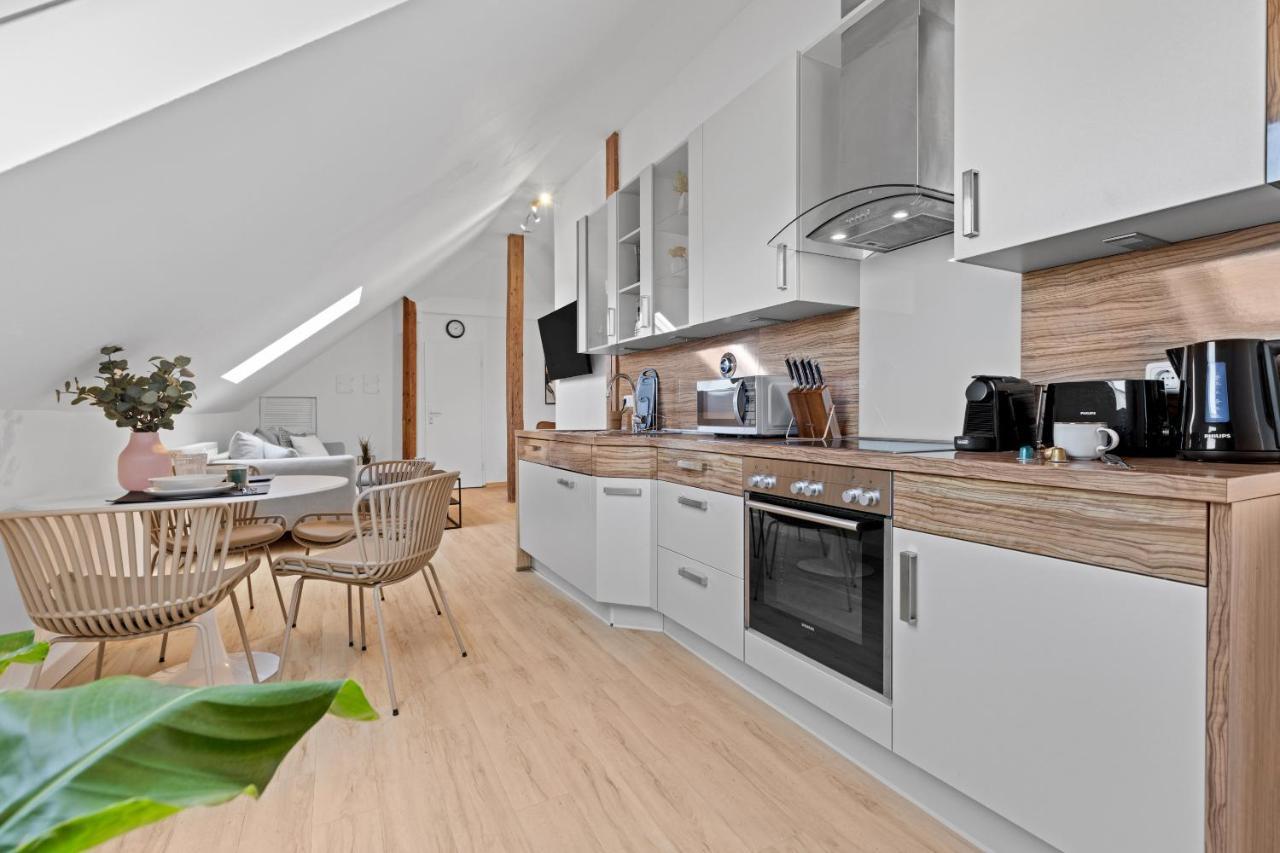 Stilvolle Wohnung: Private Dachterrasse - Zentral Augsburgo Exterior foto
